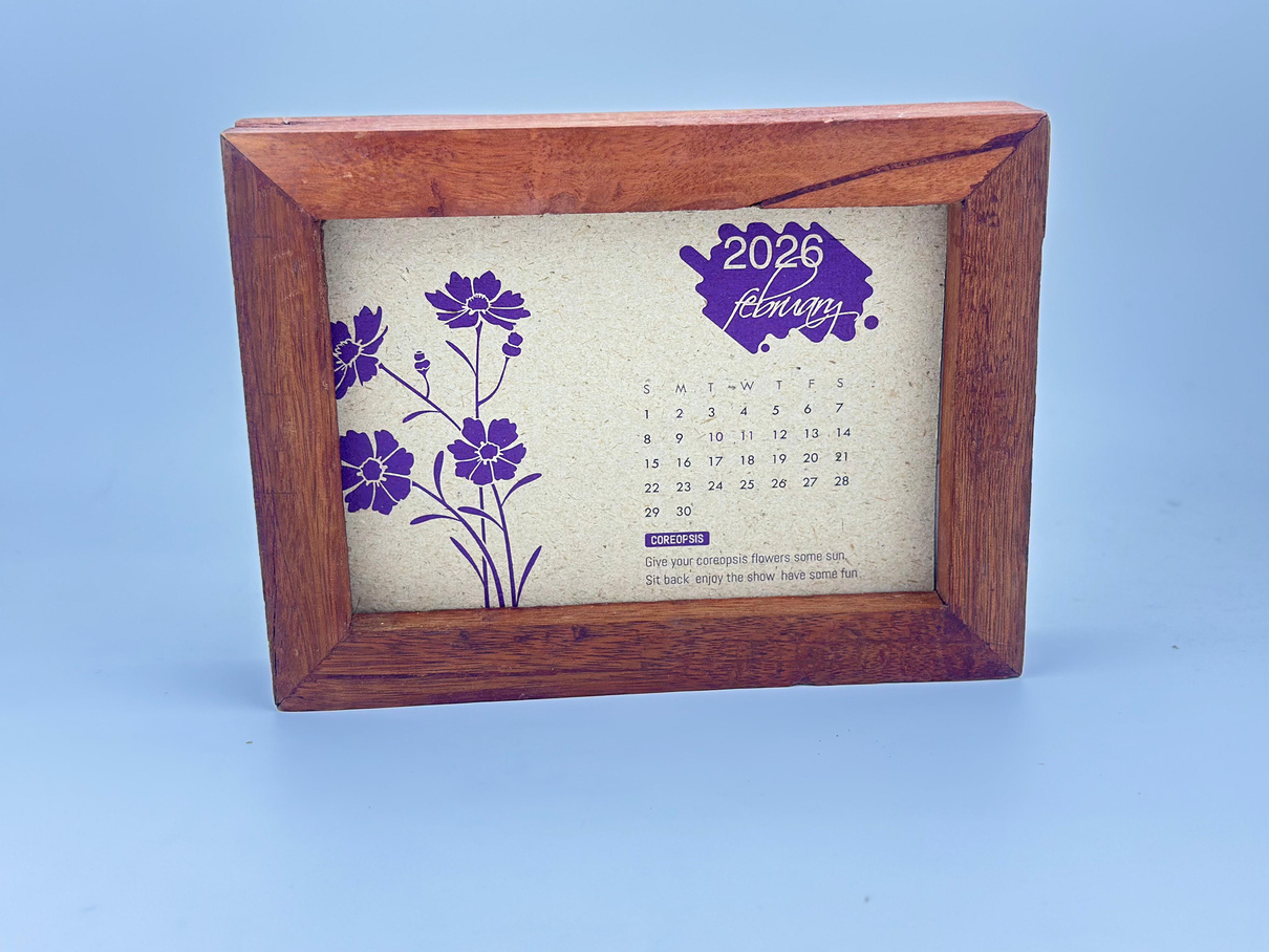 Farmer Paper Furniture Support Calendar